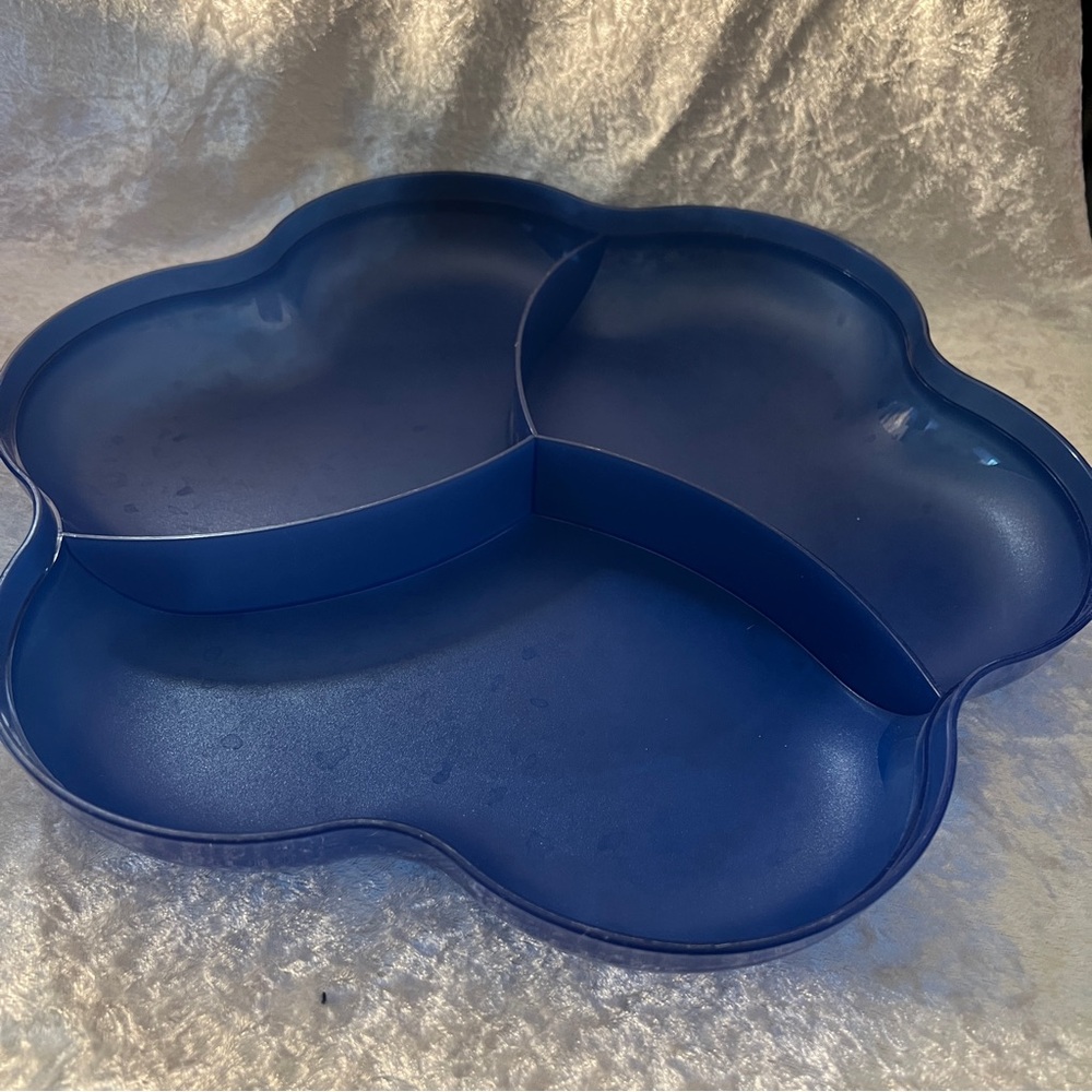 Blue Flower-Shaped Container - Picture 4 of 7